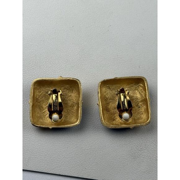 Givenchy Vintage Brushed Gold Tone & Black Squares Clip On Earrings - Picture 6 of 11